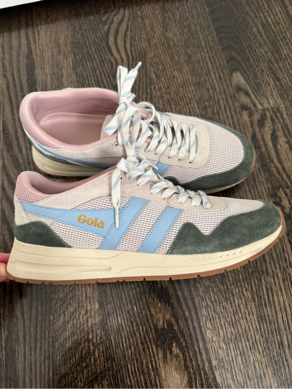 Gola Delta Off Sneaker size 9